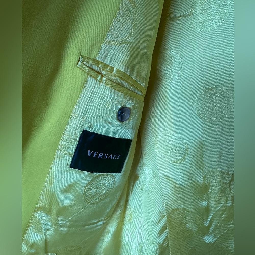 Versace suit - Picture 14 of 16